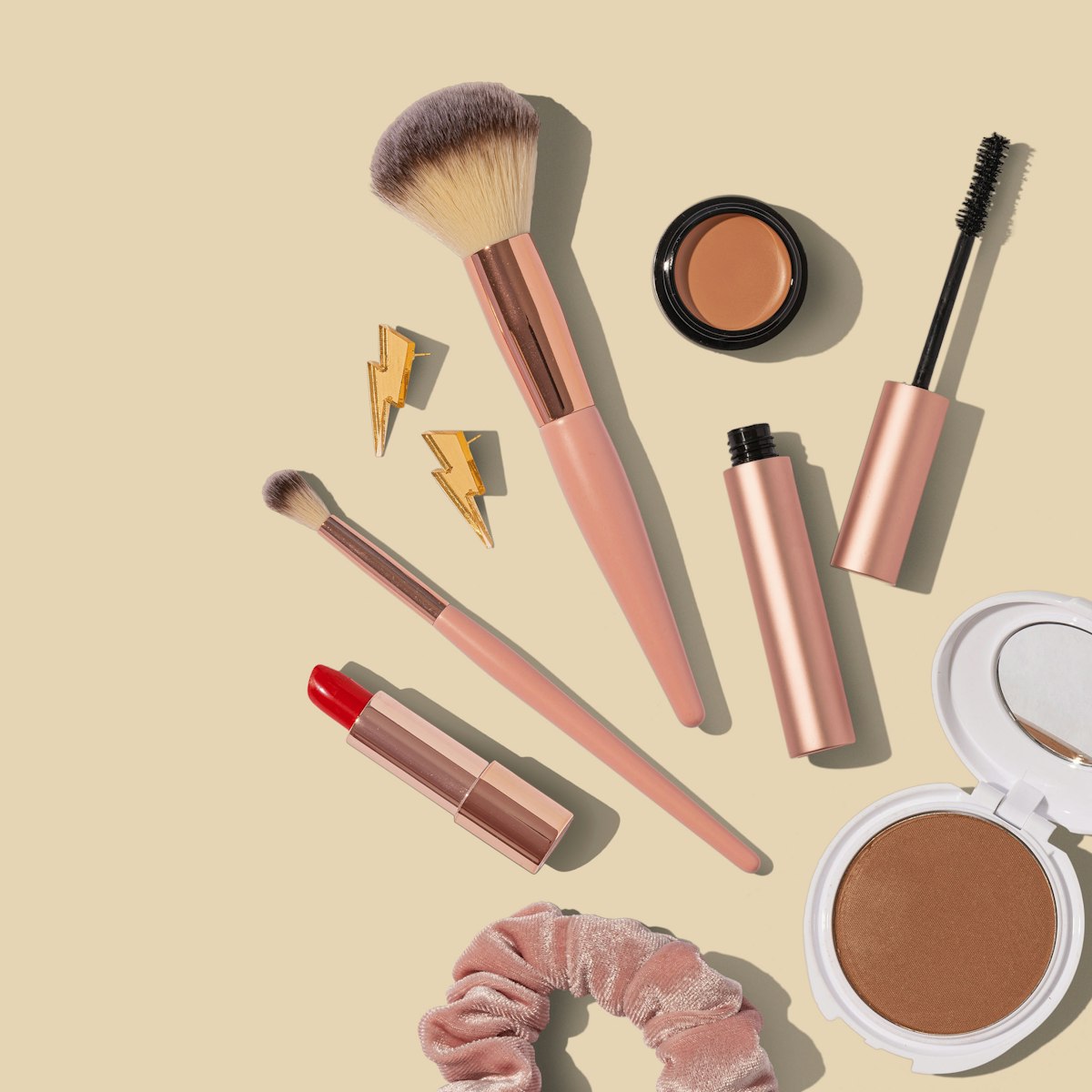 Illustrative beauty products image for Cosmoprof Asia 2026